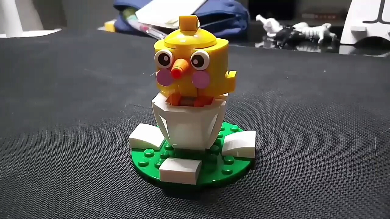 乐高复活节破壳小鸡拼装