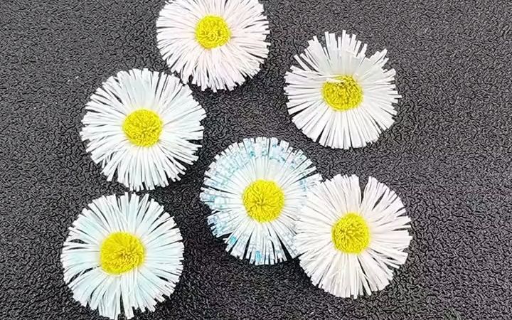 【衍纸】简单的衍纸小雏菊