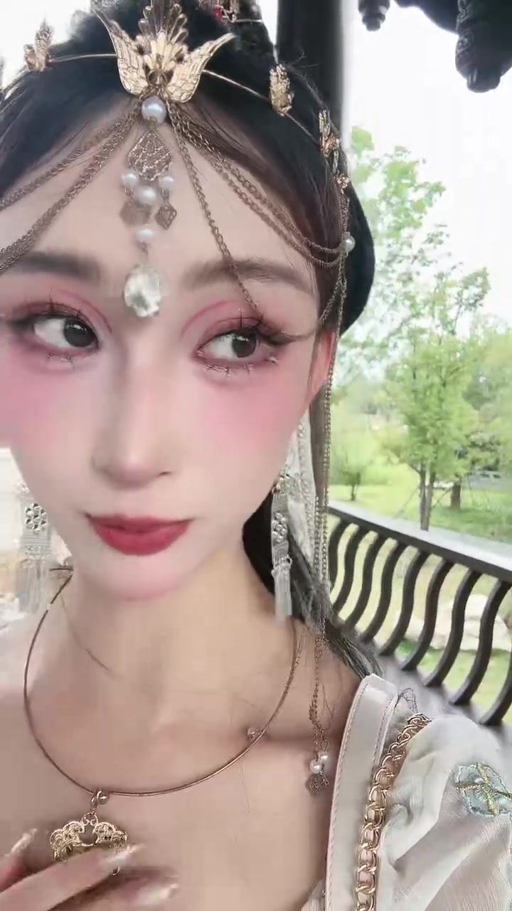 维妮儿dance_【出差拍摄中…】ai精剪,06-05t16:49:16-超高清,又趴