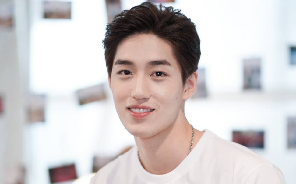 【thanapob_lee】这组图看着太舒服 啦!白衣少年