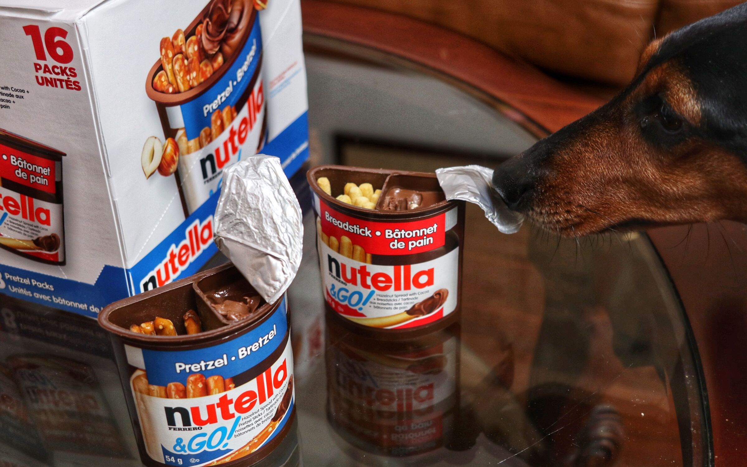 胖死你零食推荐 | 费雷罗nutella巧克力酱手指饼干,好吃到舔手指_哔哩