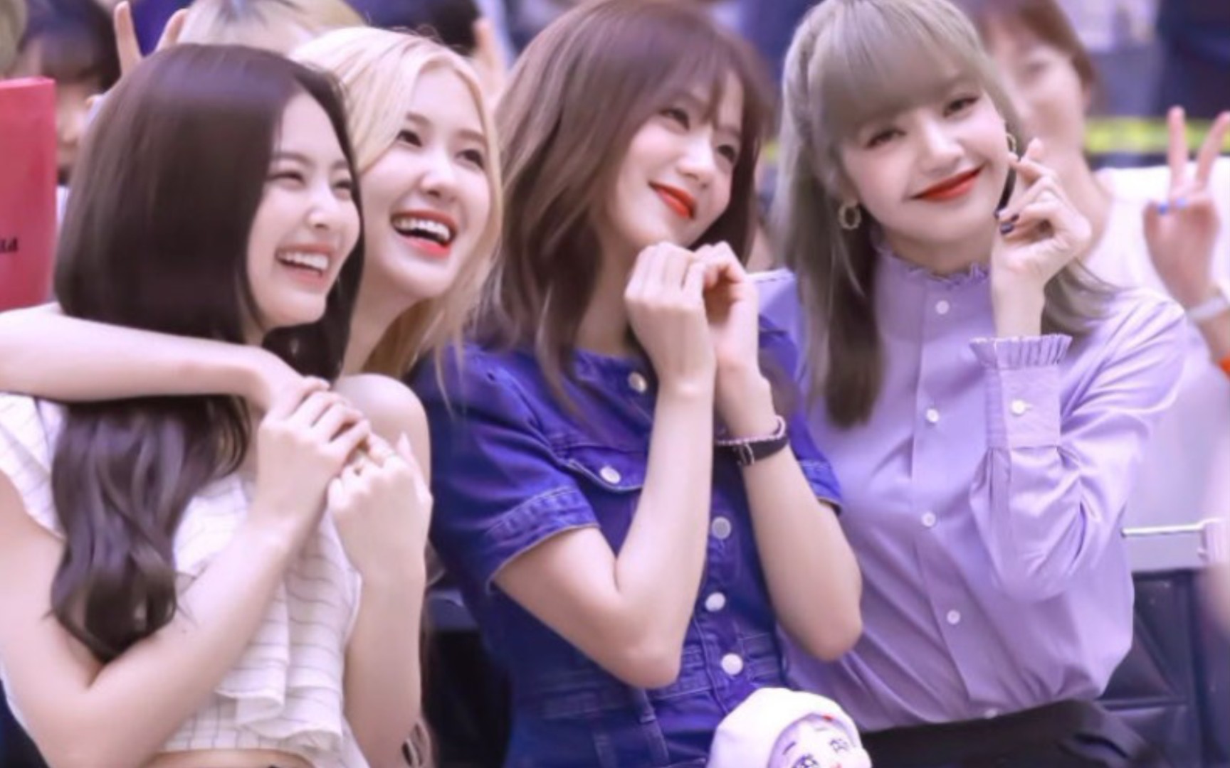 【blackpink】三位欧尼都为小五应援啦,粉墨团魂有_哔哩哔哩_bilibili