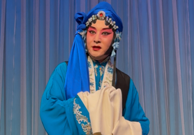 京剧《锁麟囊》选段"有金珠和珍宝光华灿烂"数宝 杨磊饰薛湘灵 司鼓