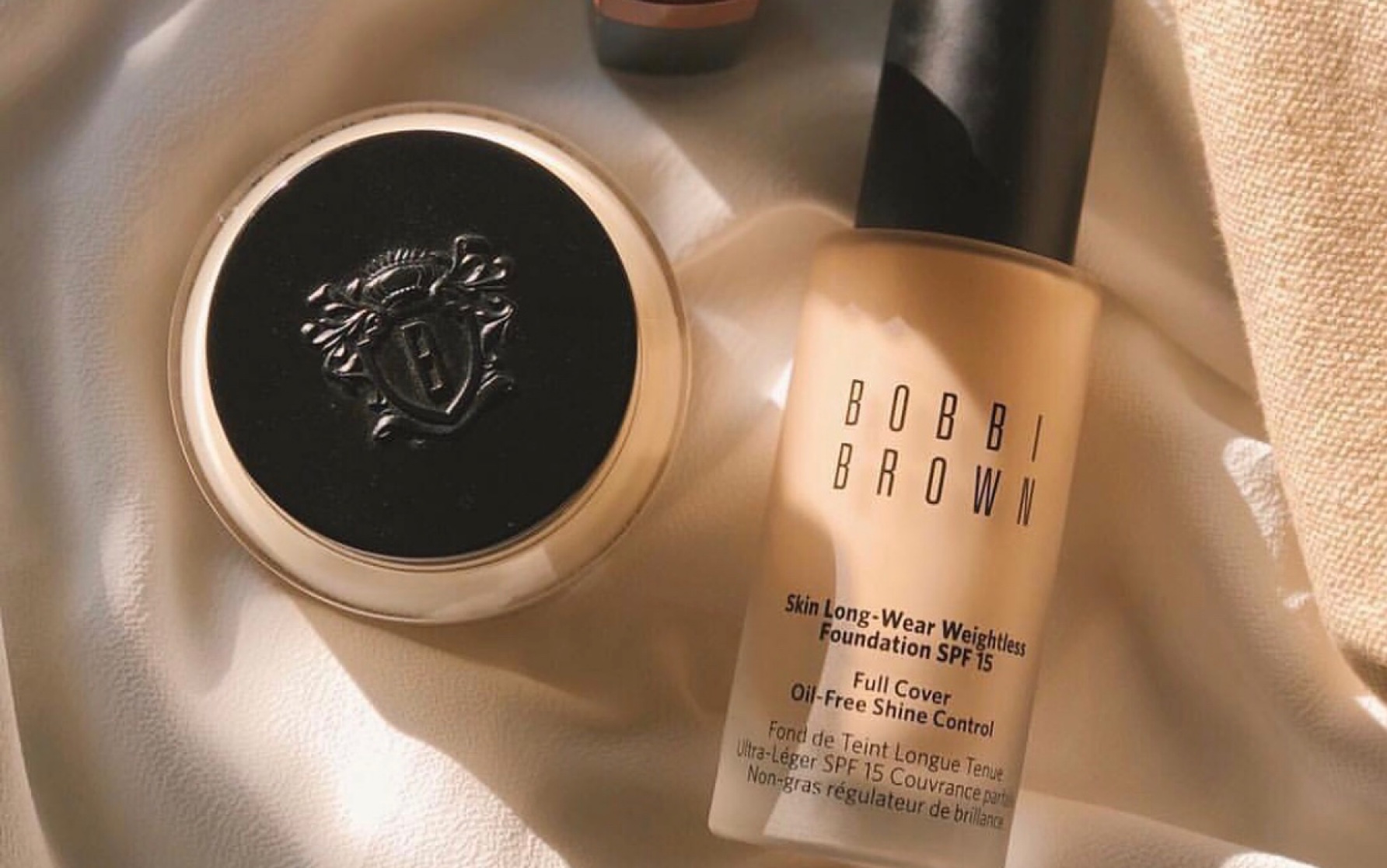 波比布朗bobbibrown清透持妆粉底液