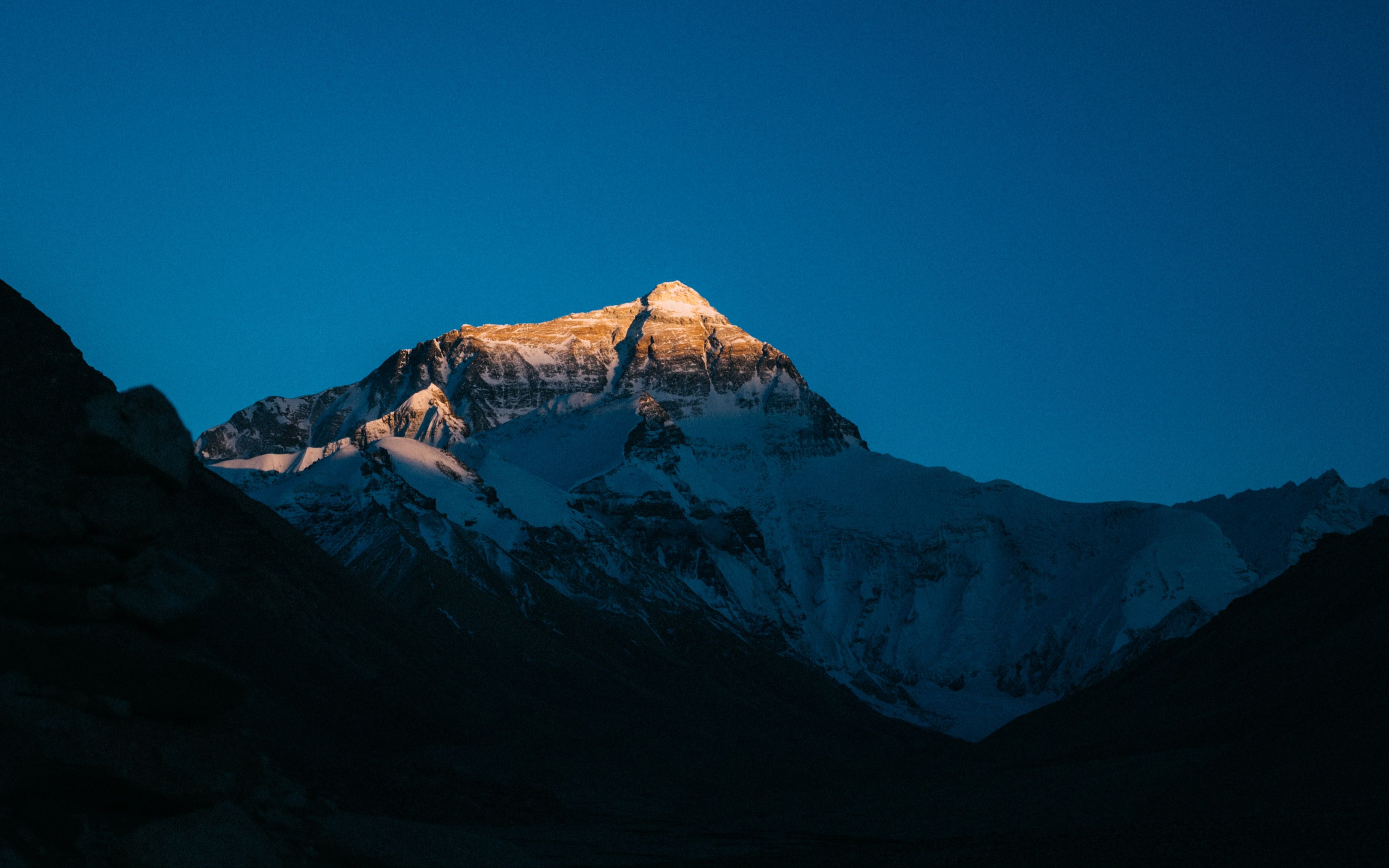 [4k] 珠峰不在西藏,在路上