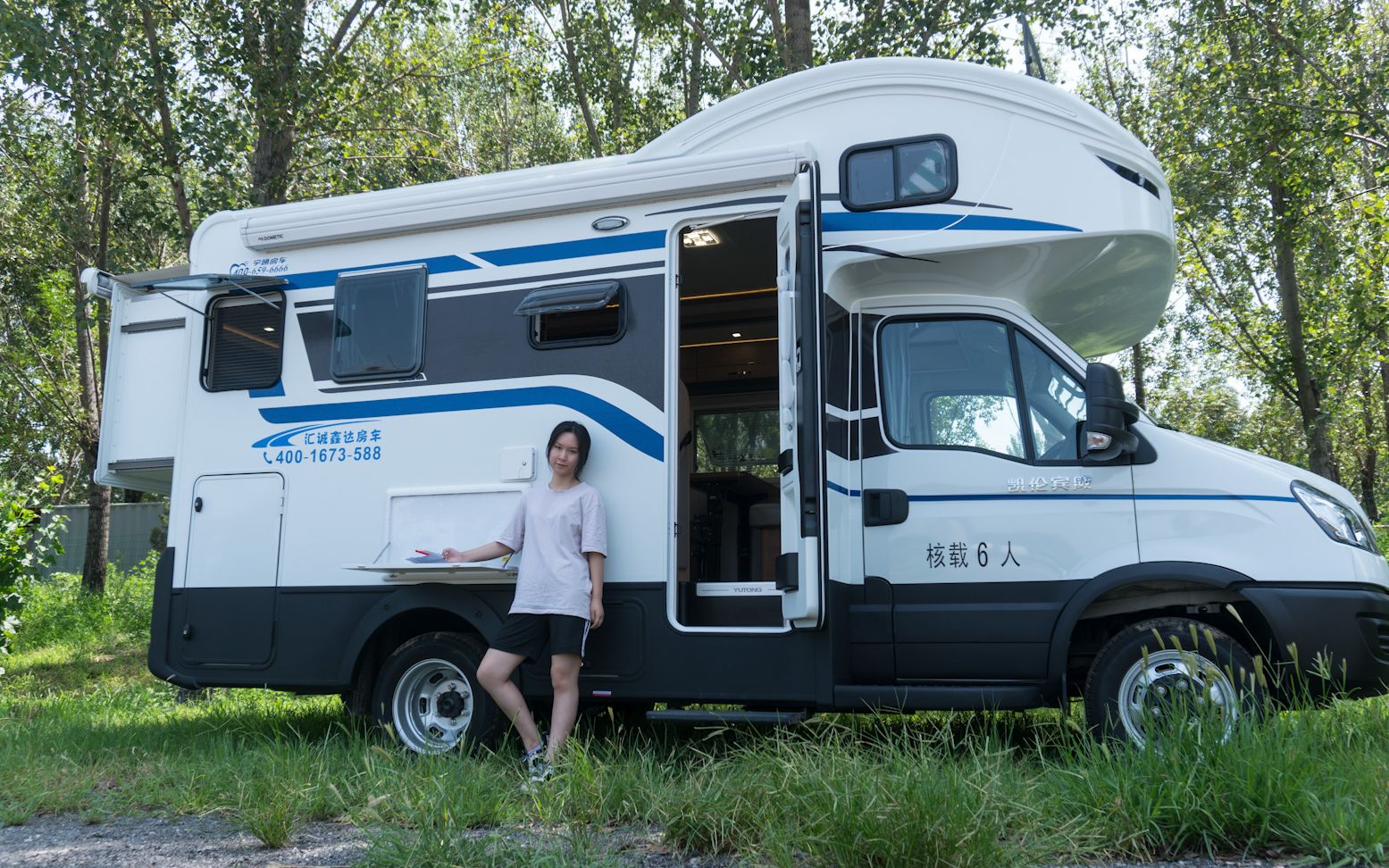 堪称国产房车中的红旗这款国产房车凭什么比奔驰还豪华