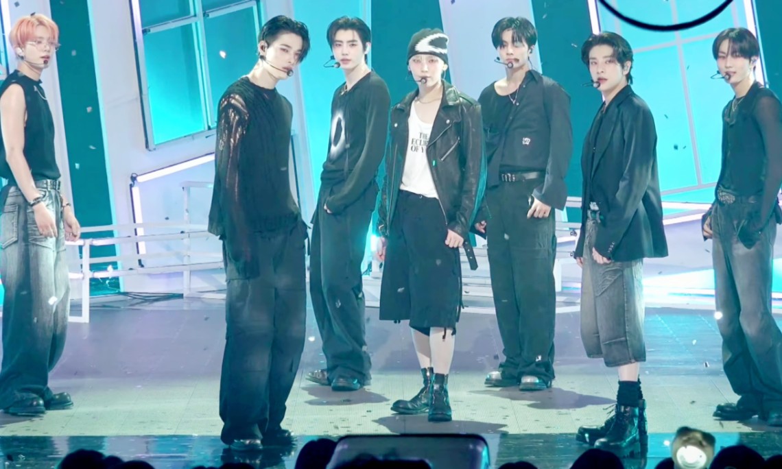 enhypen 4k全景团体七人 xo 240714舞台直拍!