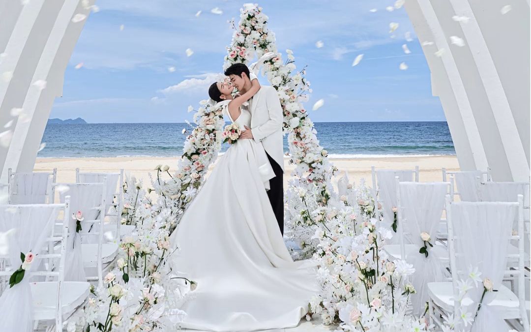 「薇拉摄影」仪式感婚纱照782023超火的拍摄风格合辑