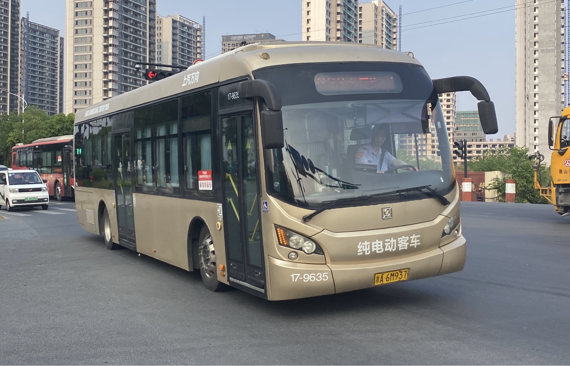 【杭州公交】萧山公交 swb6121ev60 728路 17-9635