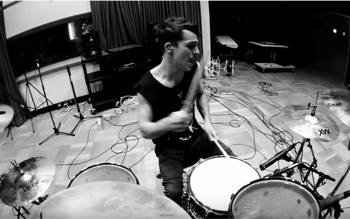 睡nmb起来嗨-澳洲鼓手matt mcguire澎湃摇头演奏dubstep教练我想.