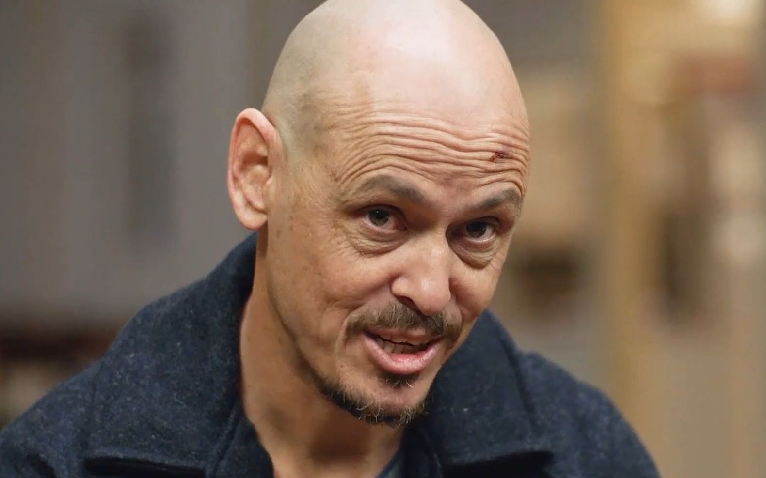 一口气看完《中间人先生》高能剧集!千万别惹光头!