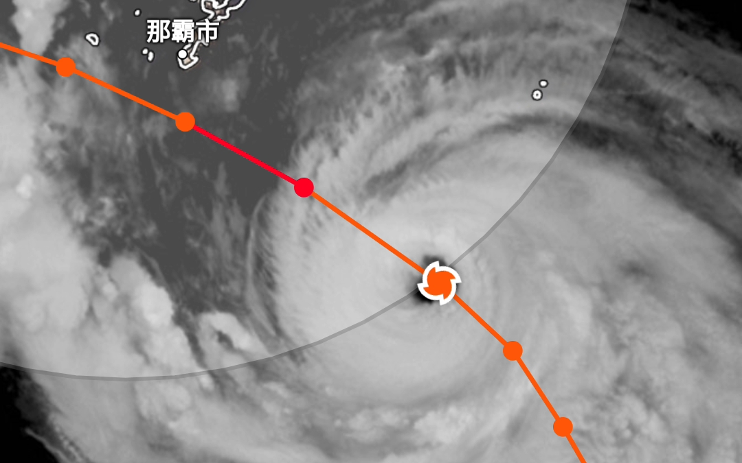 台风卡努进入黑潮暖流,核心对流迅速加强.卡努在我国转向的概率增加,但同时美国GFS报出来卡努在快要登陆日本时再次拐弯登陆我国哔哩哔哩bilibili