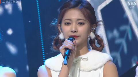 Twice Merry Happy 圣诞预热曲 漂亮可爱的九兔 哔哩哔哩