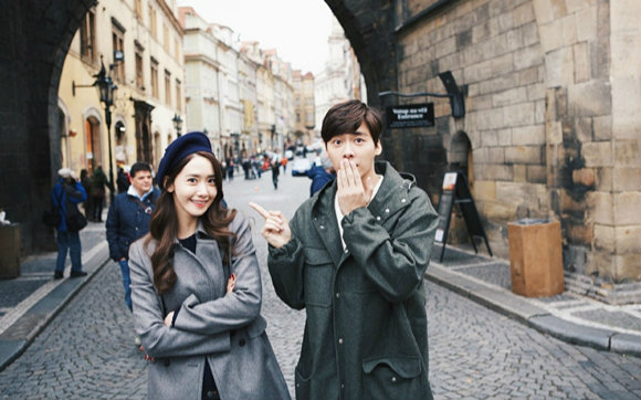 李易峰&林允儿 请跟我联络mv配上花样年华的配乐