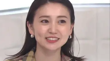 AKB48 大島優子 小嶋陽菜 中西里菜 生写真 4種セット AKB48 大島優子 小嶋陽菜 中西里菜 生写真 4種セット AKB48 大島優子