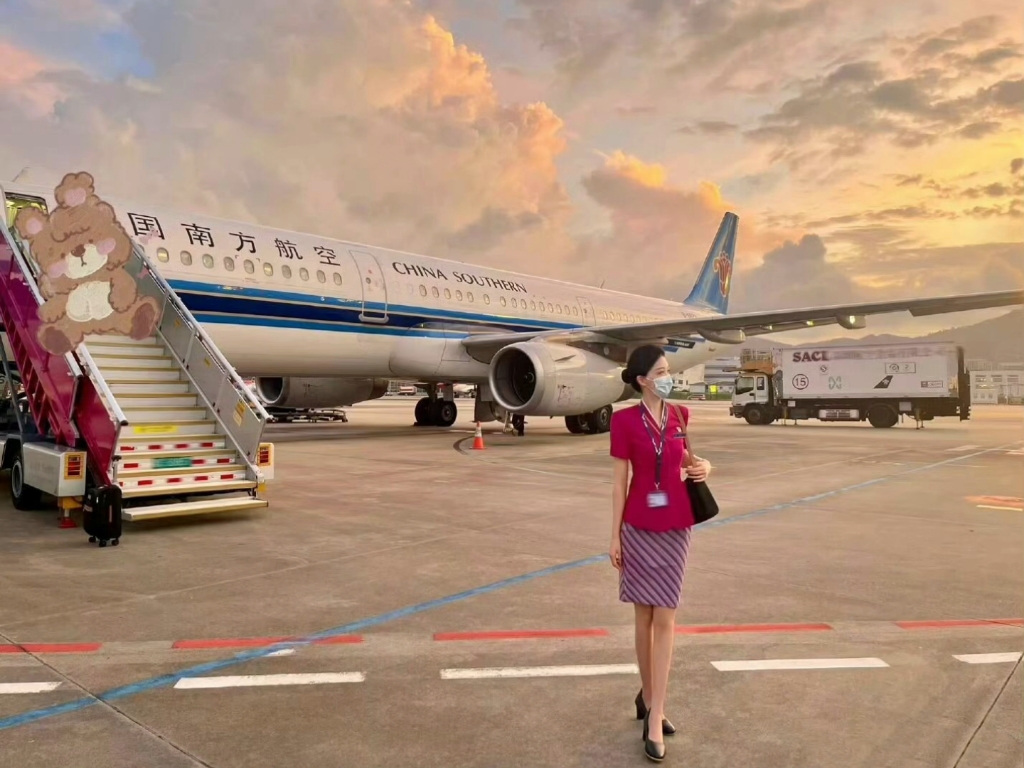 空姐任务结束后实拍