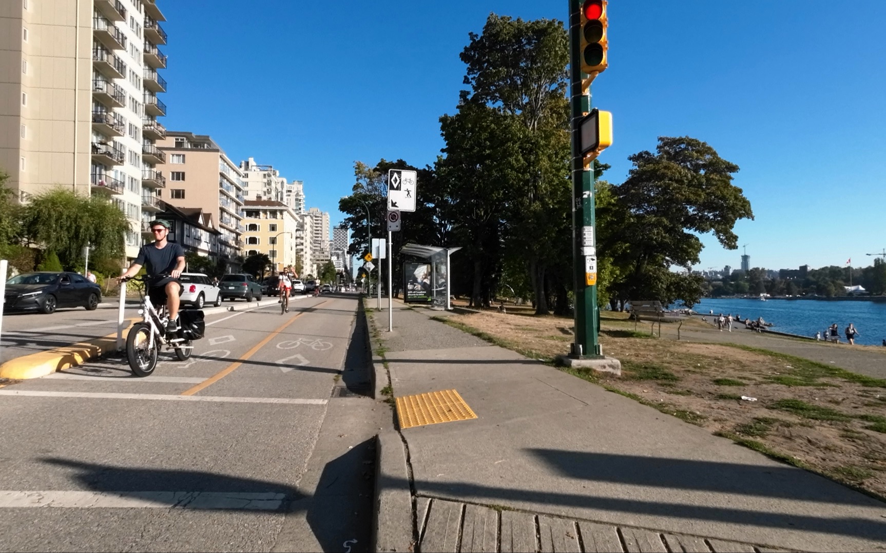 城市自行车日常:海滨美景