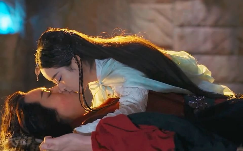 隔壁说赵丽颖是女流氓的