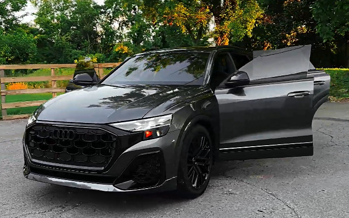 2024款奥迪sq8 排气声音 外观和内饰细节