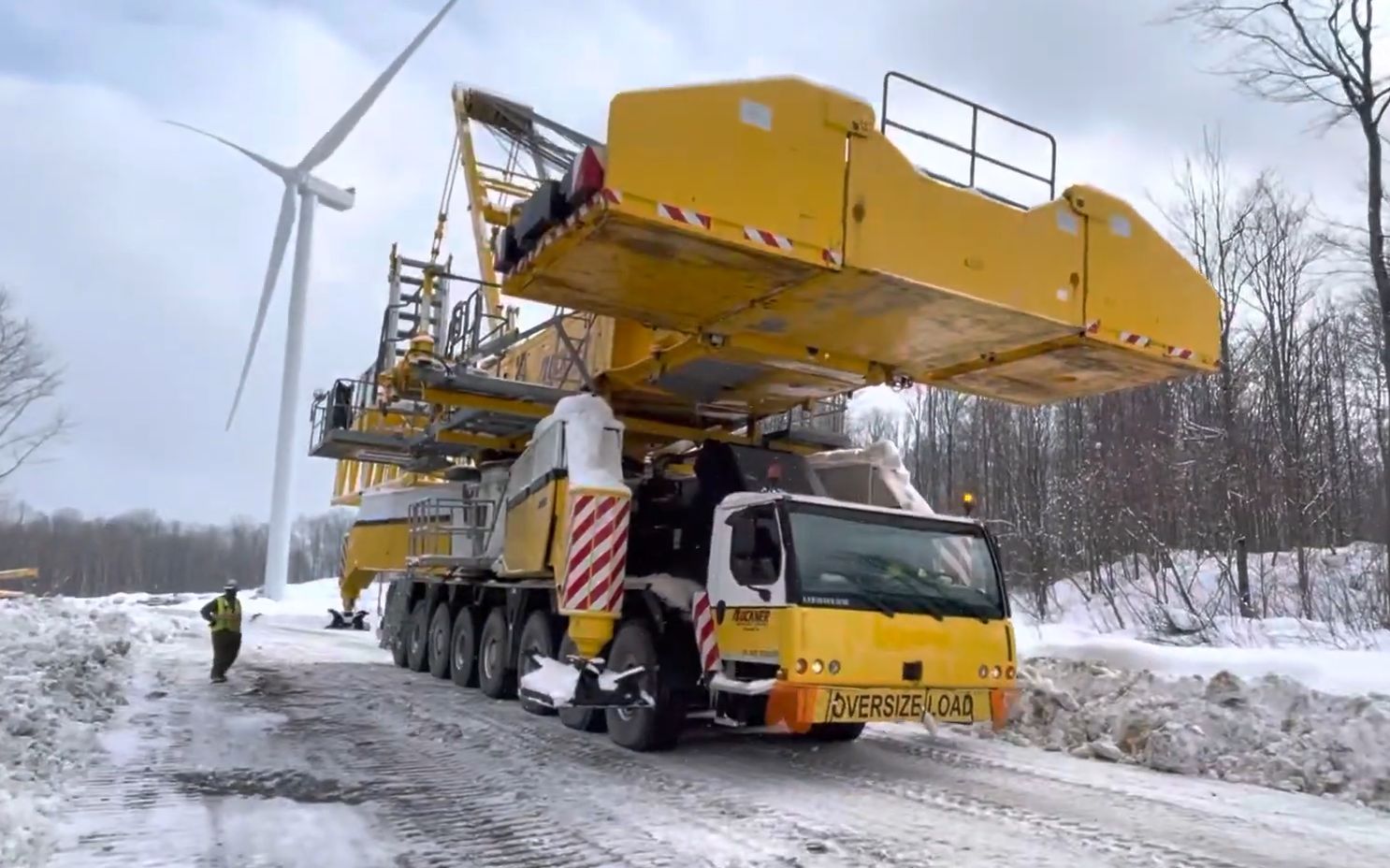 buckner-liebherr lg1750 雪天转场