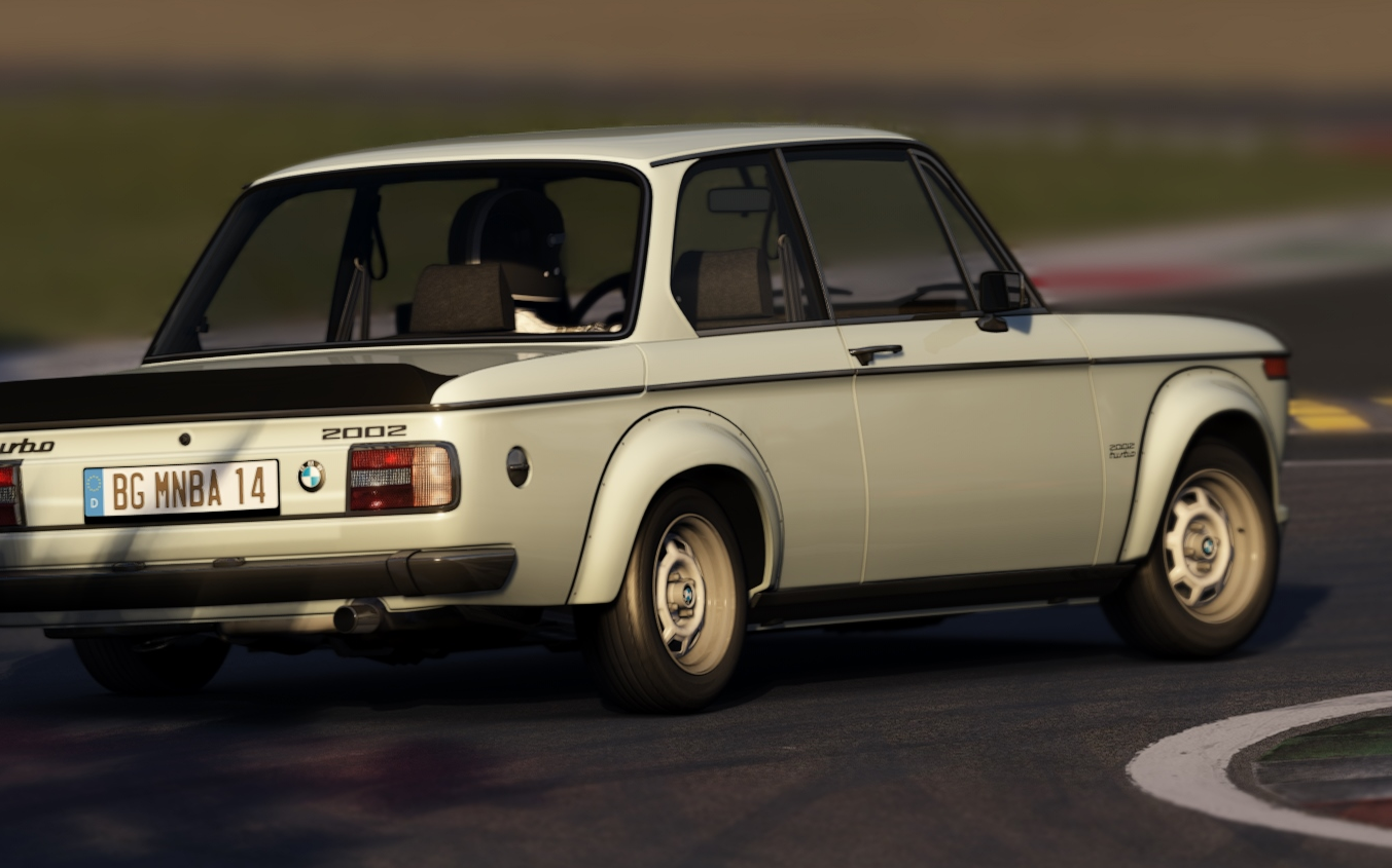 【赛车】宝马2002 turbo赛道测试