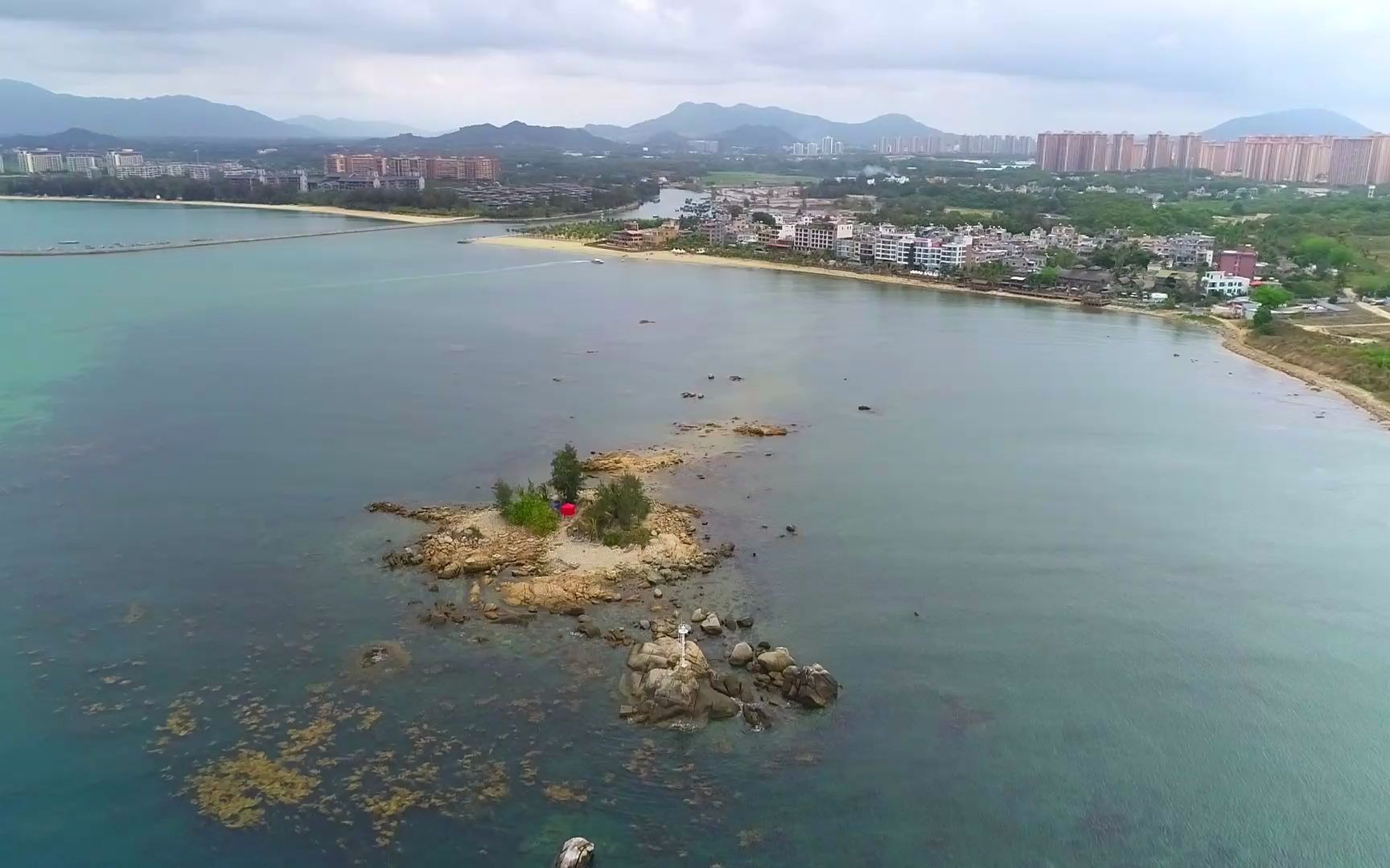 陵水赤岭浪人湾