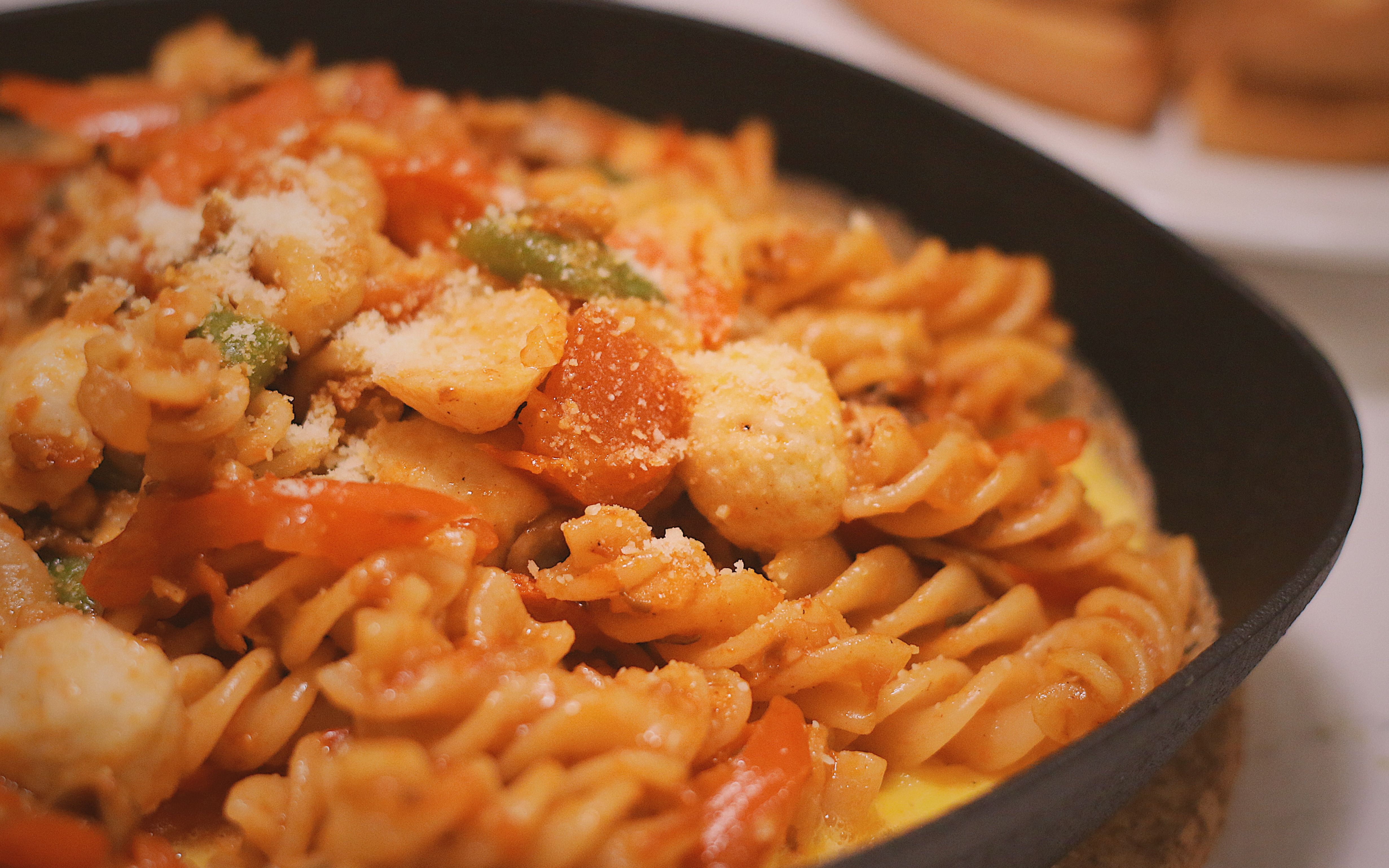 来自日本的拿波里意面,配没有肉的意大利肉酱