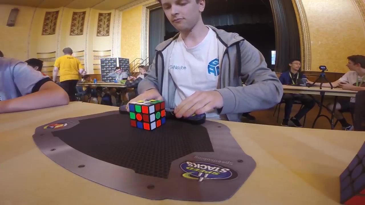 553秒祝贺菲神使用gan356xs再破三速平均世界纪录