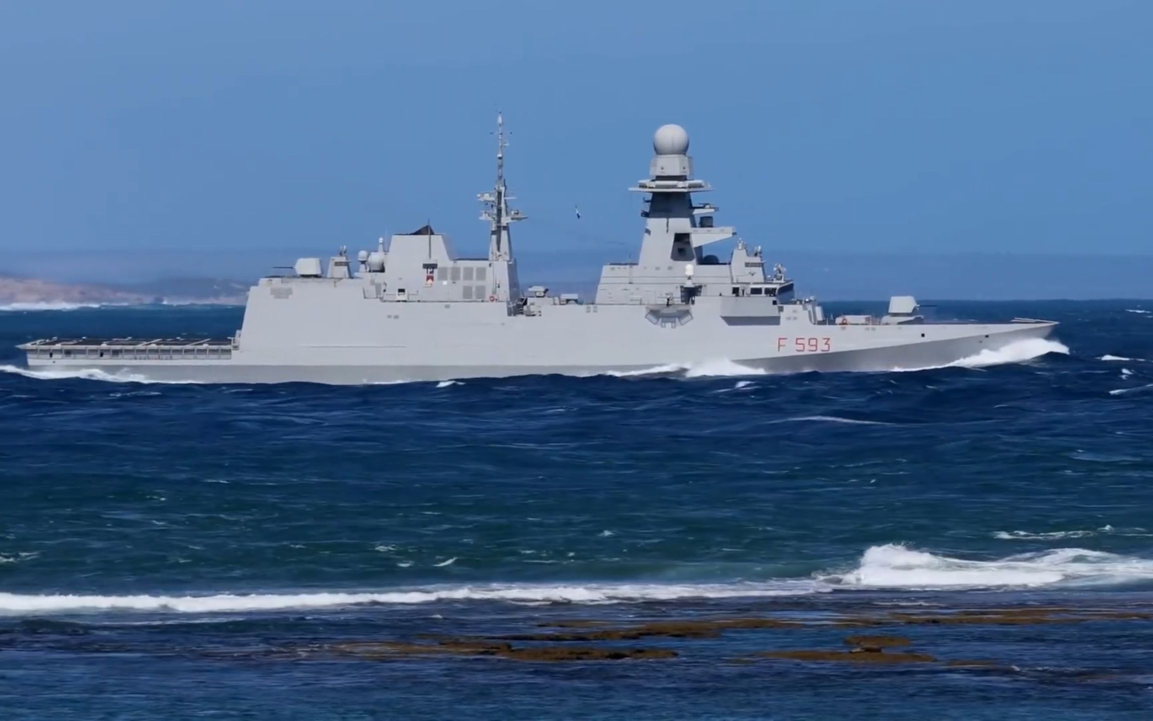 f-593宪兵号 意大利海军米尼级护卫舰 法国意大利海军又一次合作的