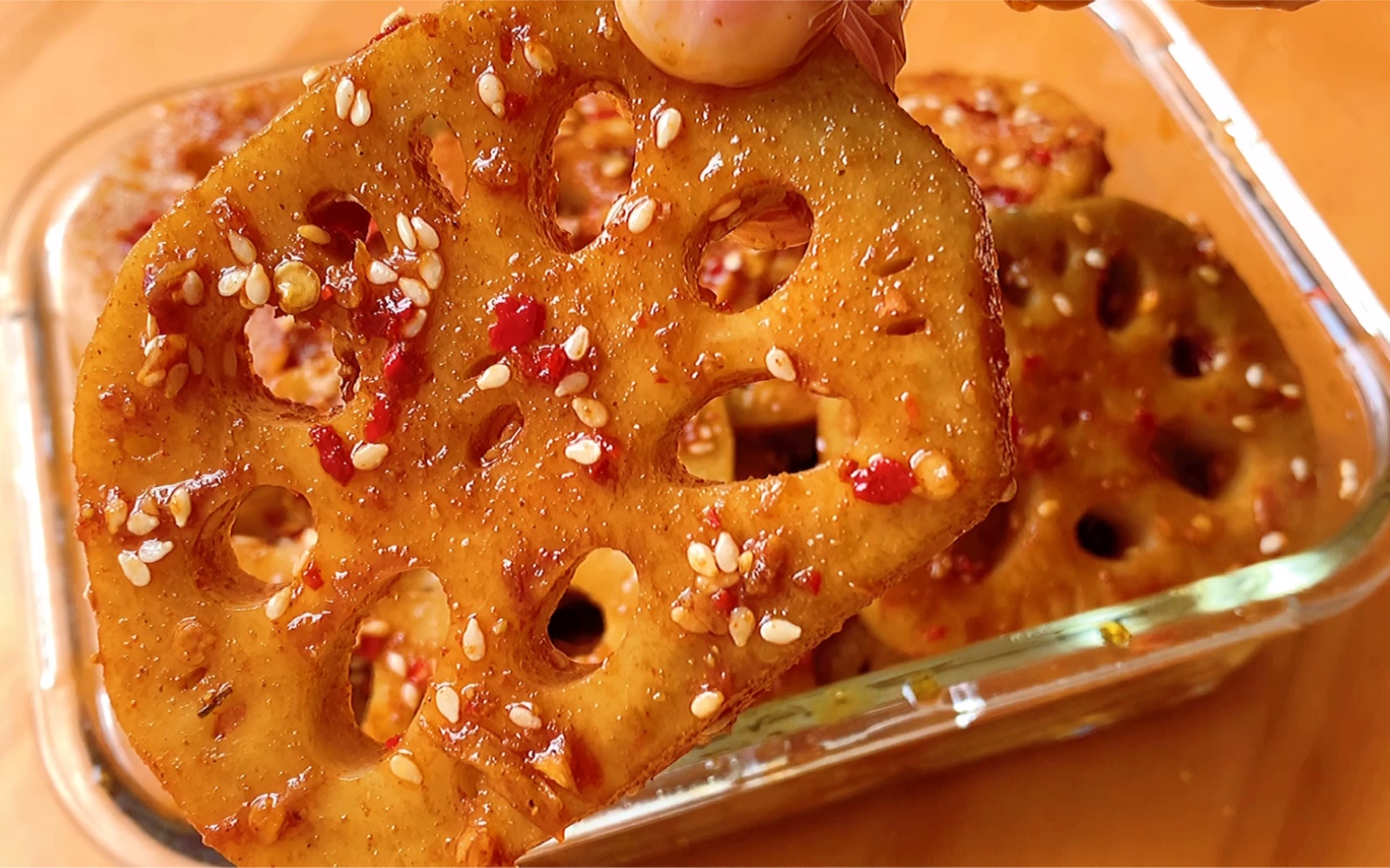 适合追剧的开胃凉菜香辣藕片,秘制配方酸辣脆爽,太费米饭了!