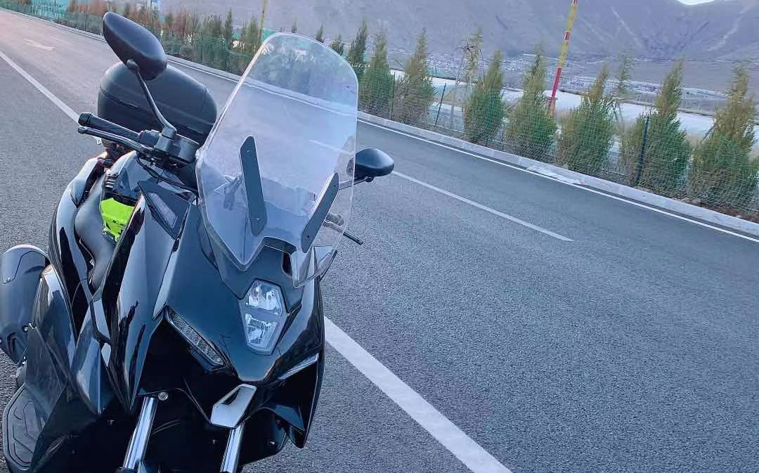 拉萨第一台升仕310m第一人称试骑