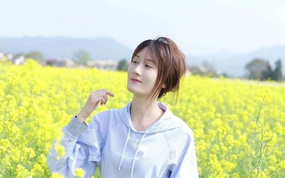 松下s5m2x24-105拍油菜花直出效果 定格在这春日瞬间 一张照片留住