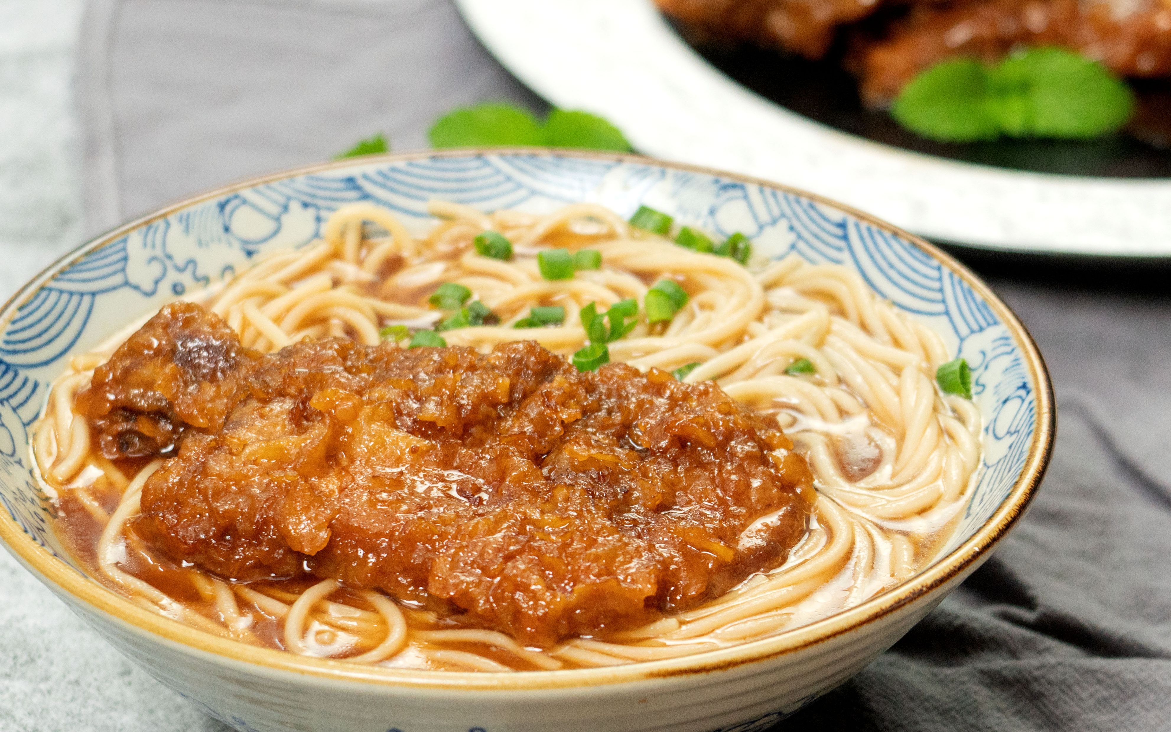 鲜嫩爆汁大肉排7秒开始就看饿了肉量加倍快乐翻倍红烧大排