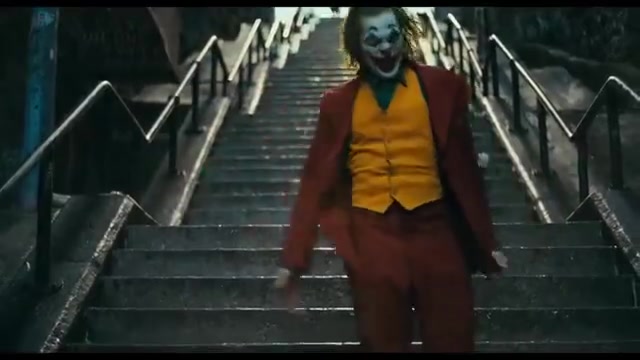 [图]在《小丑》的时间里，来感受一下这部电影的主题音乐《Call Me Joker》