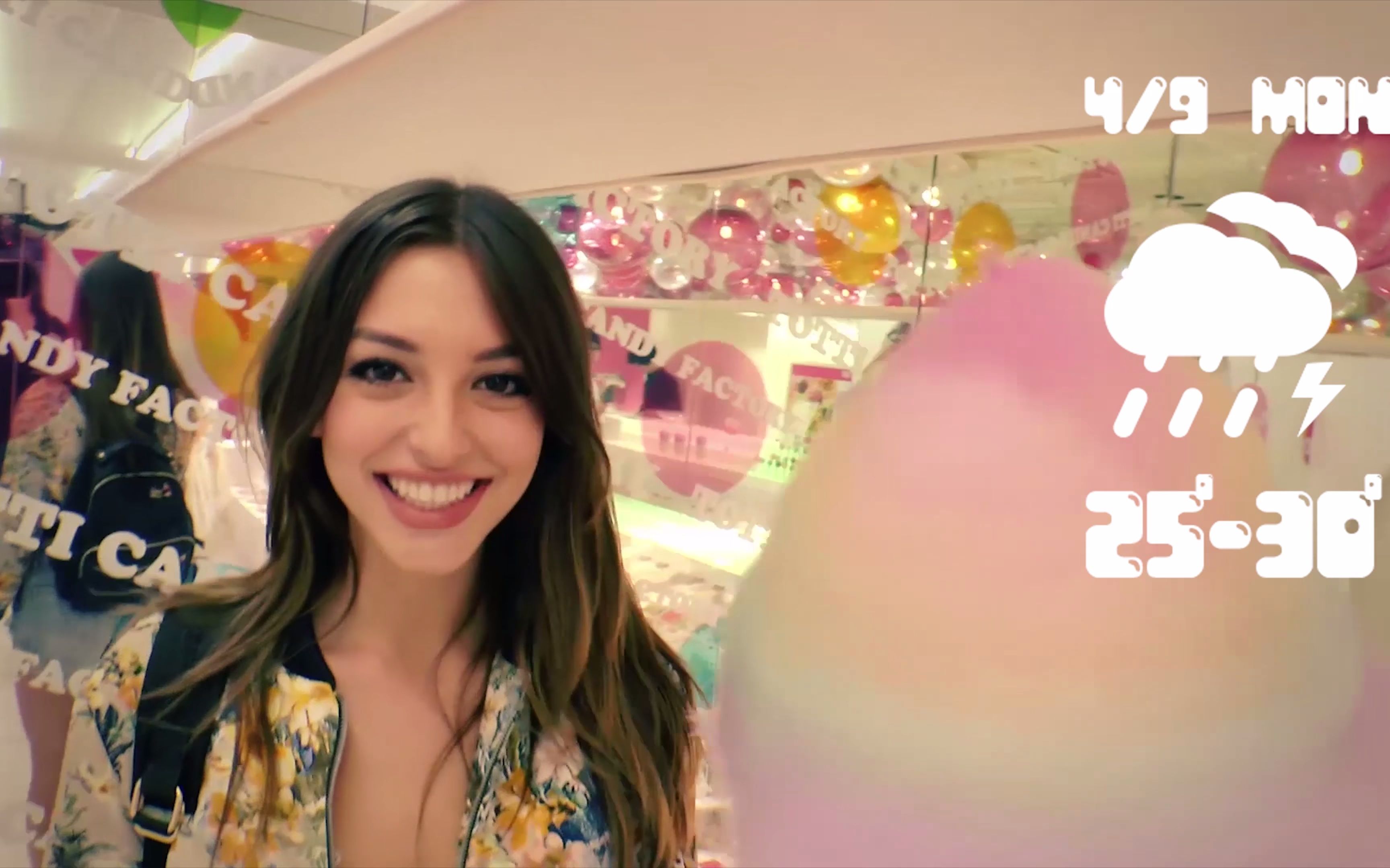 新一代性感女神celinefarach在东京旅游