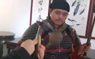 Video herunterladen: 【中国甲胄】黑漆玄武鱼鳞甲