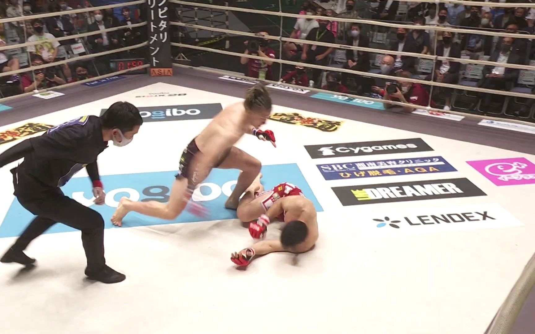 [图]【心态冷静 精准组合 接足球踢】石渡伸太郎 VS 井上直樹 Shintaro Ishiwatari VS Naoki InoueS