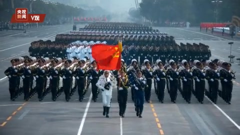 [图]超震撼！《钢铁洪流进行曲》配大阅兵全程MV来了！