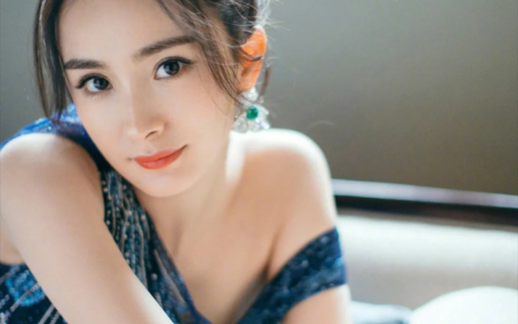 杨幂壁纸图片02
