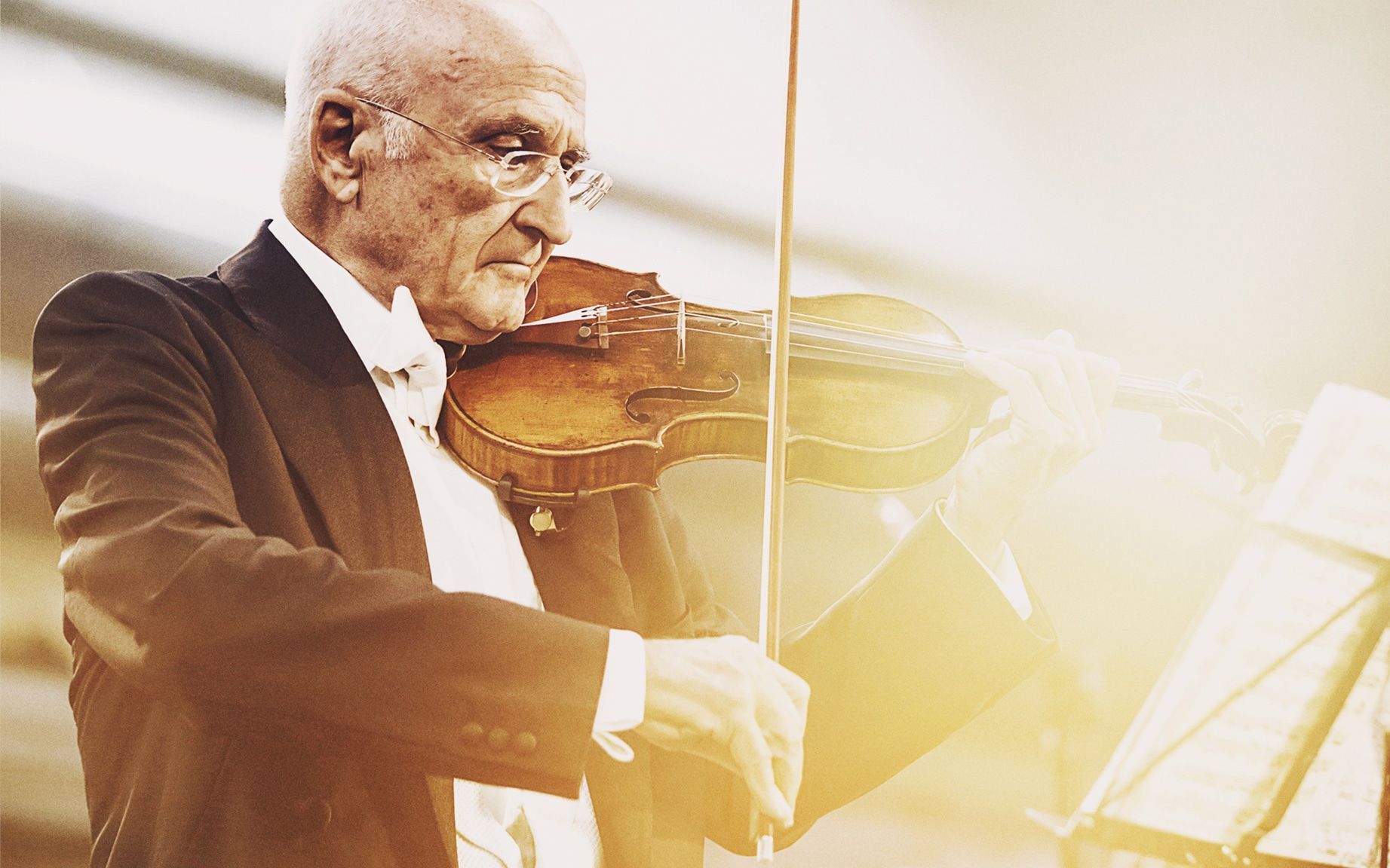 《图兰朵组曲》门德尔松《小提琴协奏曲》salvatore accardo