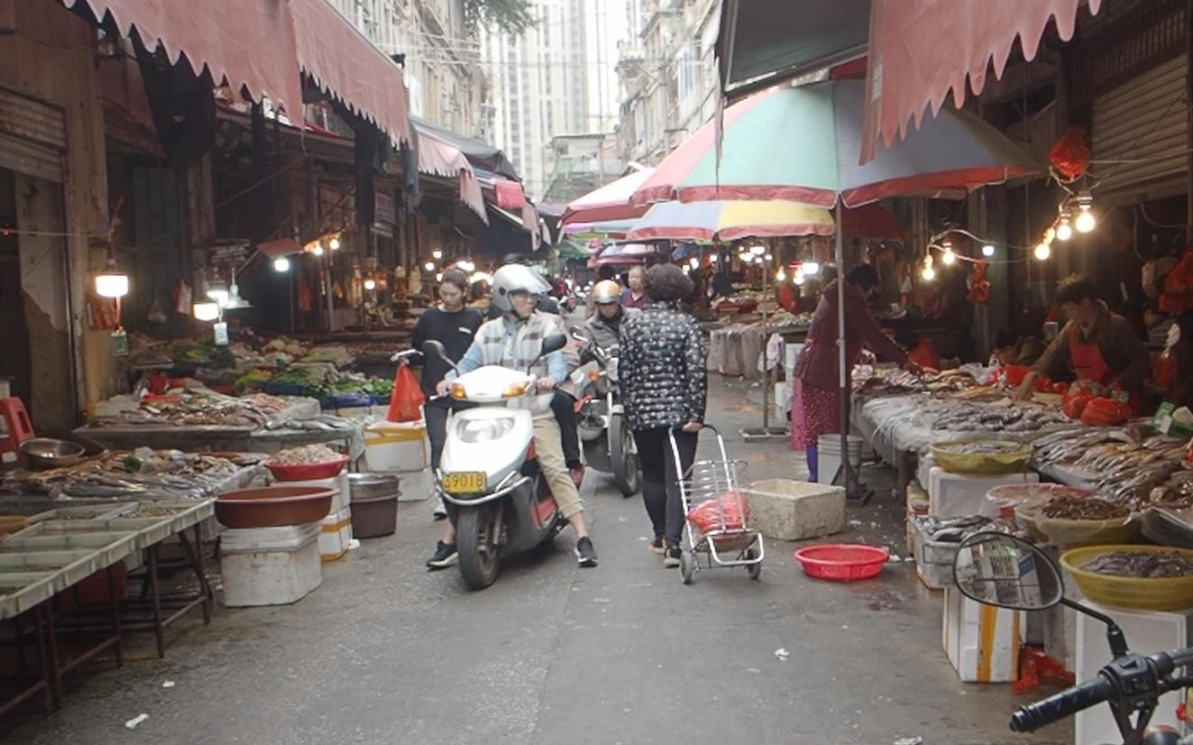 [图]走街串巷 寻找藏在老街深巷里地道的石狮味道