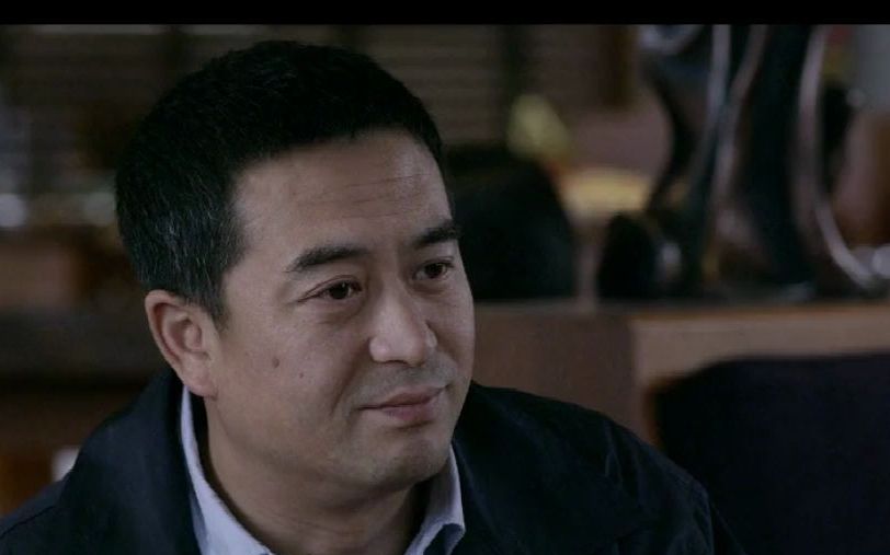 爷们儿张嘉译到高档自助餐厅吃饭闺女直呼丢人