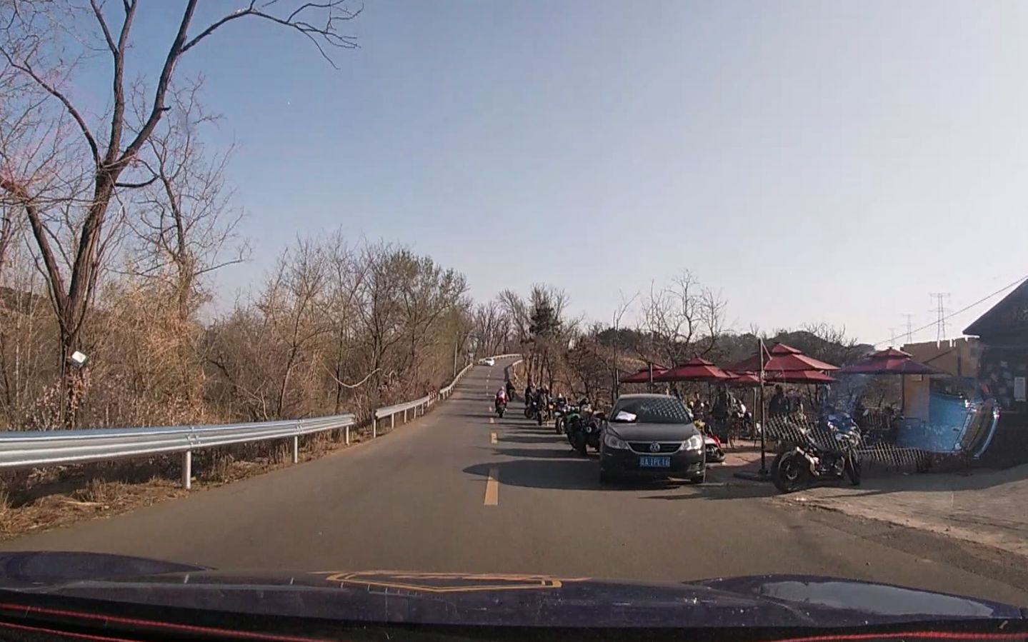 活动作品佛系跑山下午跑山路回程偶遇机车队