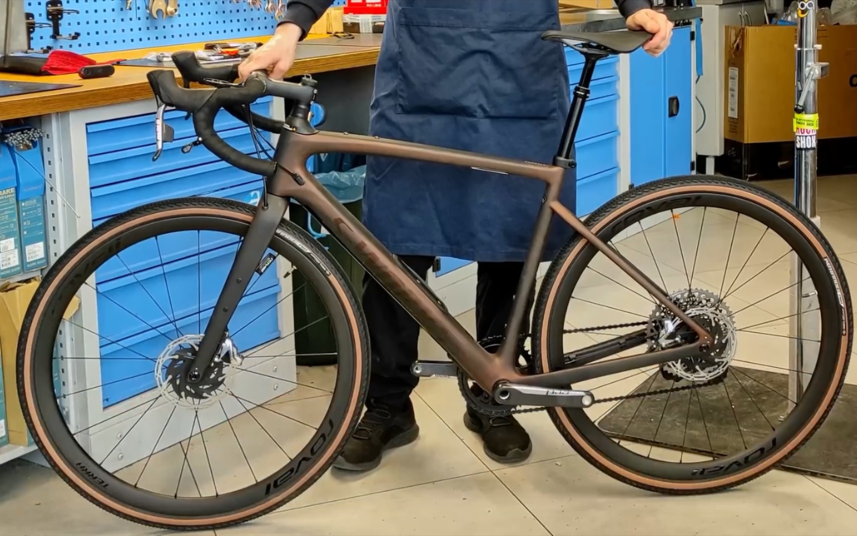 gravelbikespecializedsworksdiverge21款砾石路车装车视频202141
