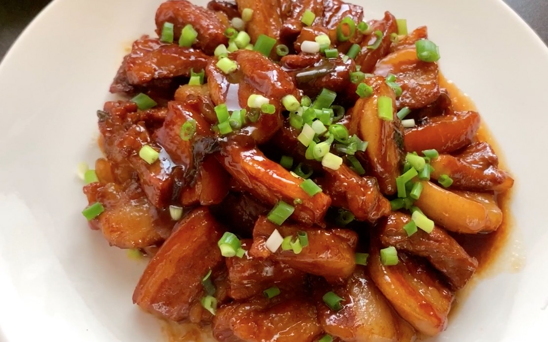 夏天的五花肉就该这样吃,加罐啤酒满屋飘香,隔着频幕都能馋哭你