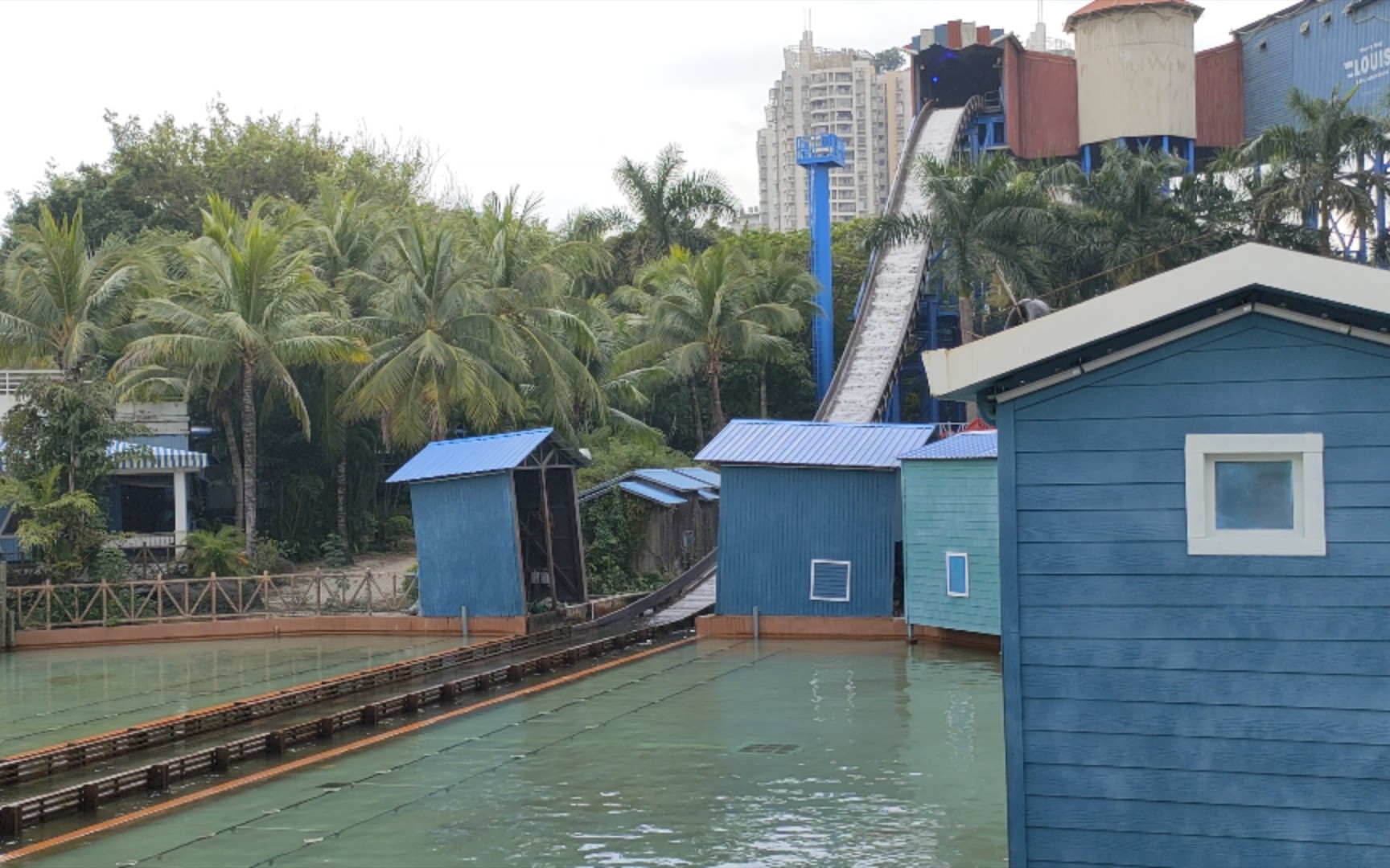 深圳欢乐谷 激流勇进