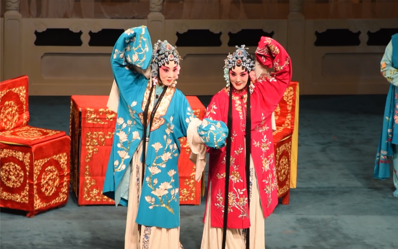 山东省京剧院《锁麟囊》大团圆,修文卿老师