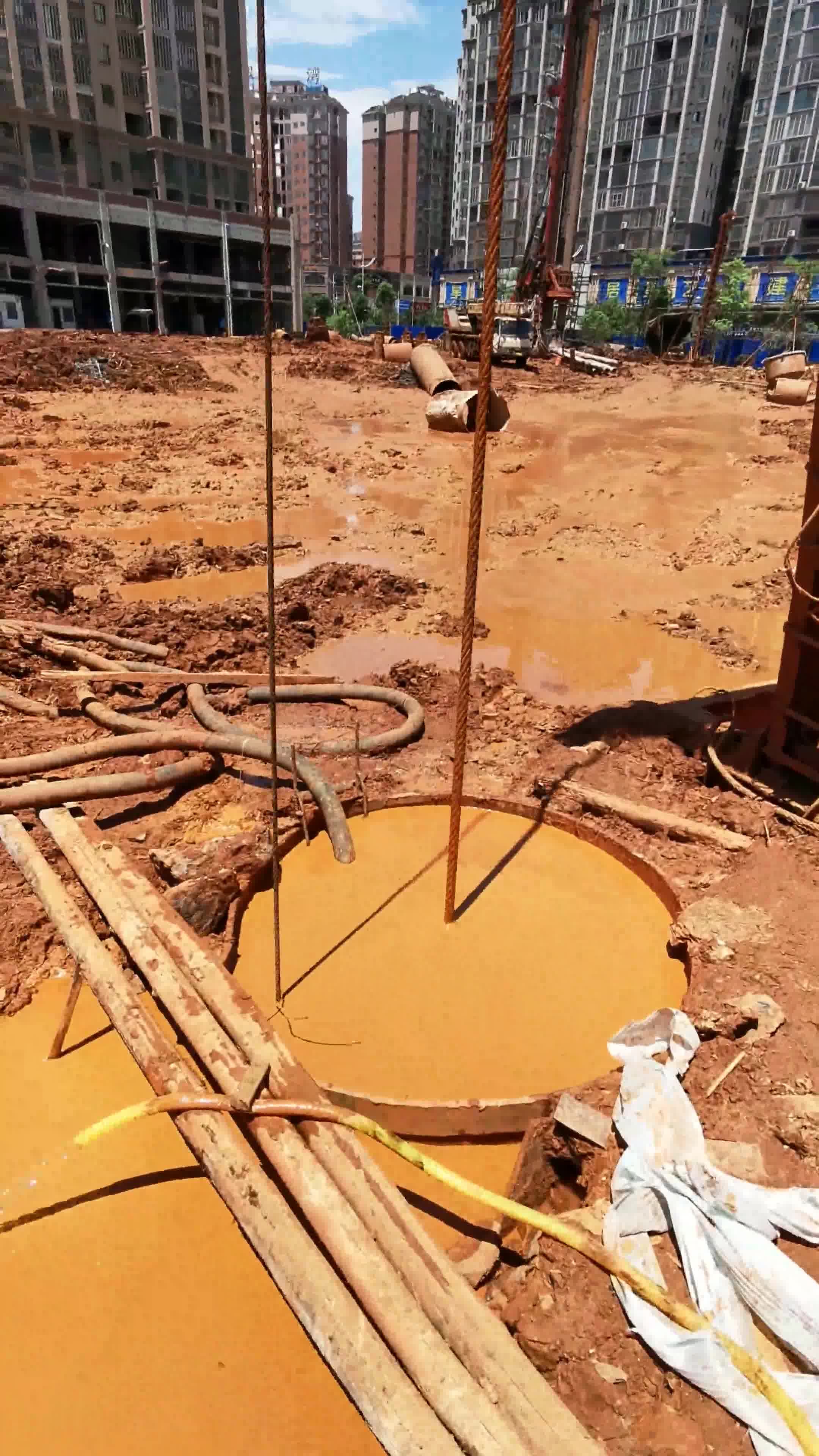 冲孔灌注桩与旋挖桩_哔哩哔哩_bilibili