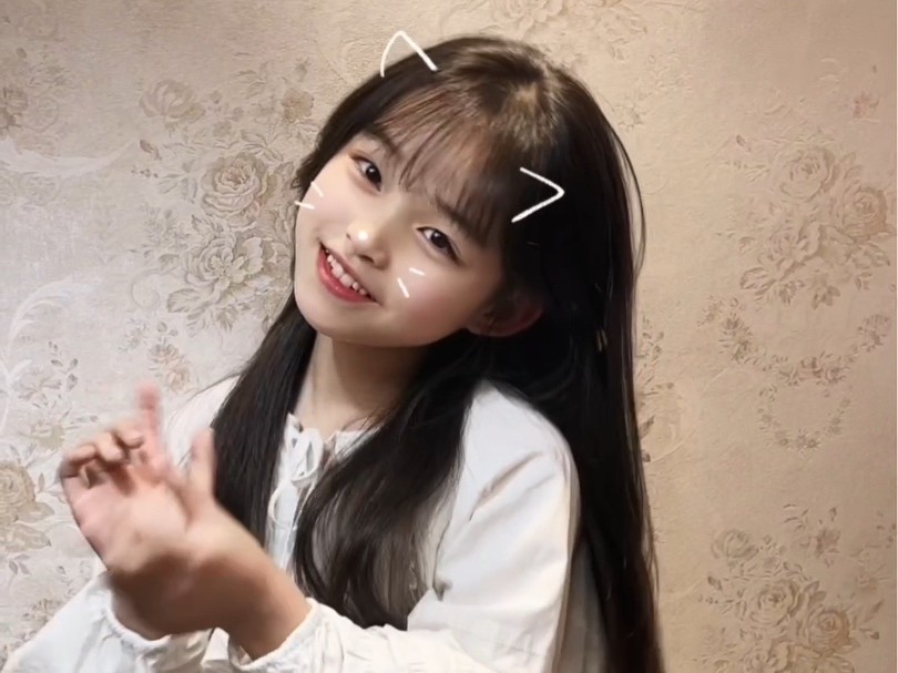 涵涵yu1:9岁的甜妹女鹅来啦