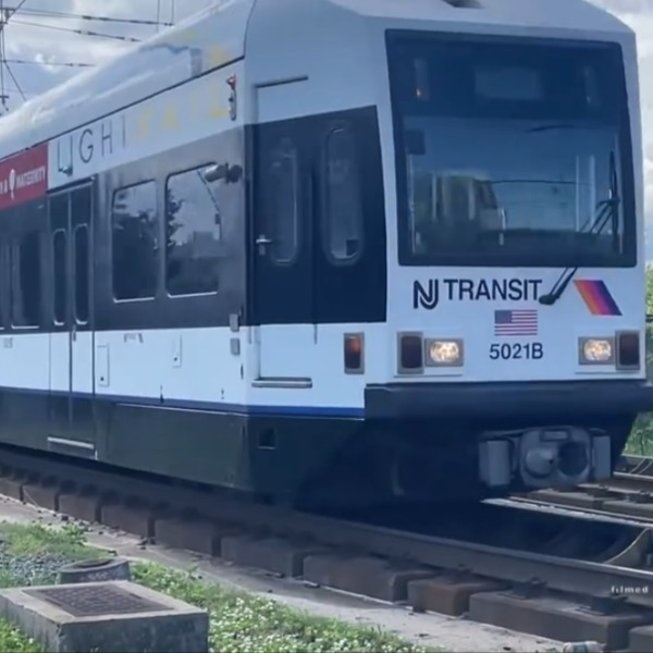 HBLR泽西市的哈德逊卑尔根轻轨列车的视频搬运～铁道鐵道鉄道轨道交通 